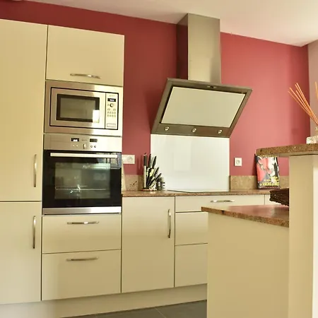 Maison De Charme, 8 Pers, Centre-ville De Gontier Сasa de vacaciones